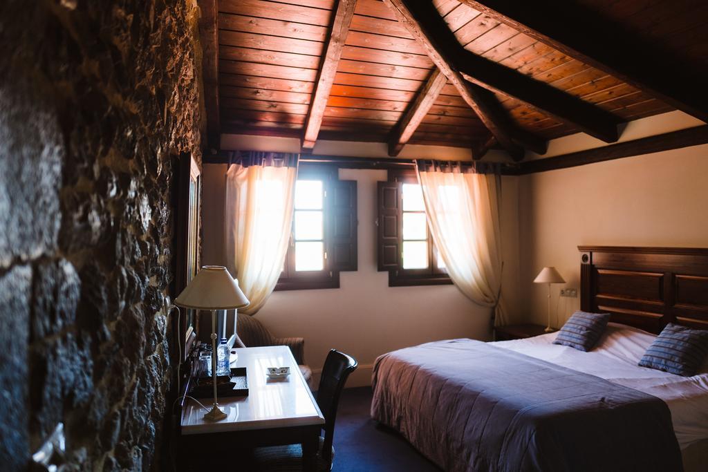 Trikolonion Country Stemnitsa Hotel Eksteriør billede